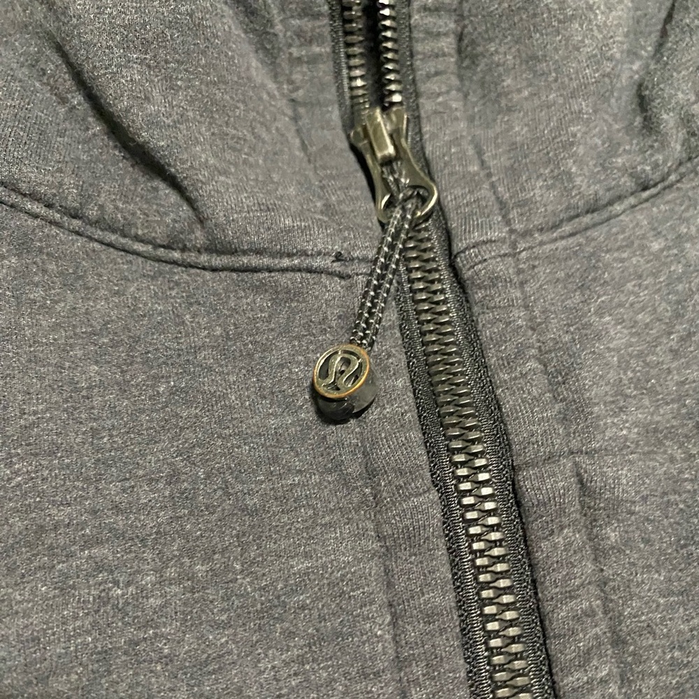 Lululemon Sz 6 fan favorite signature hoodie the perfect pre post workout layer - Picture 6 of 17